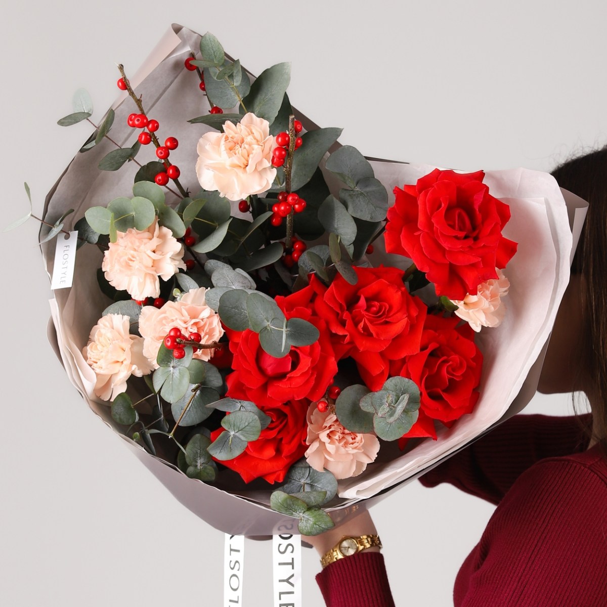 Авторский букет с французской розой и диантусами